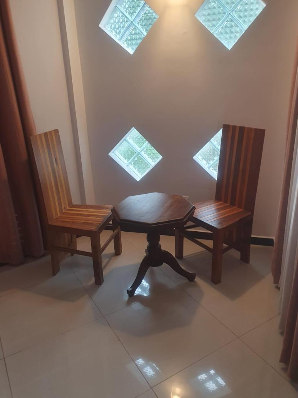 Ravi Place Unawatuna Extérieur photo