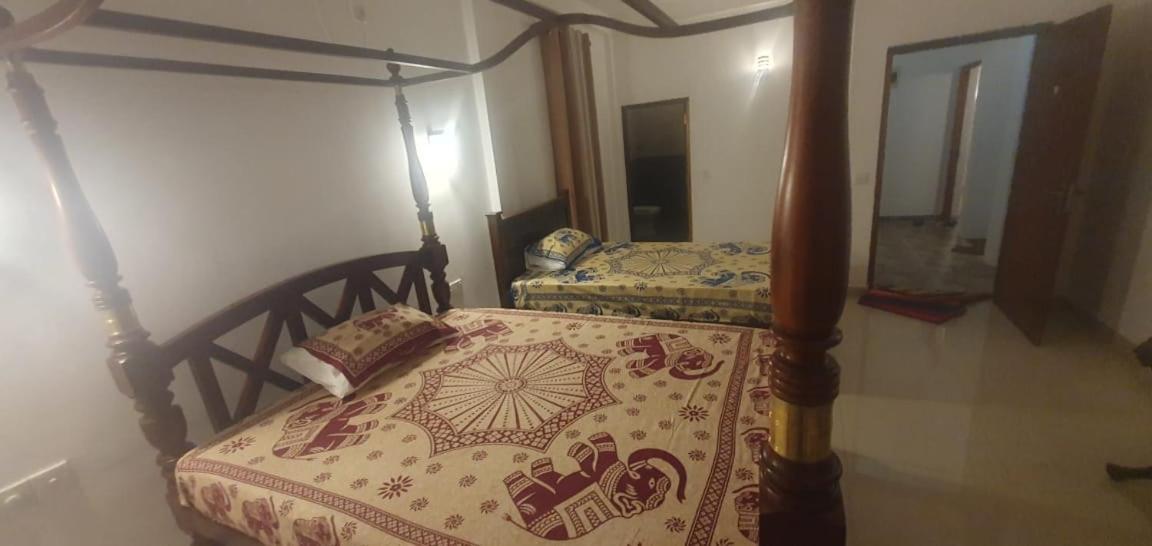 Ravi Place Unawatuna Extérieur photo